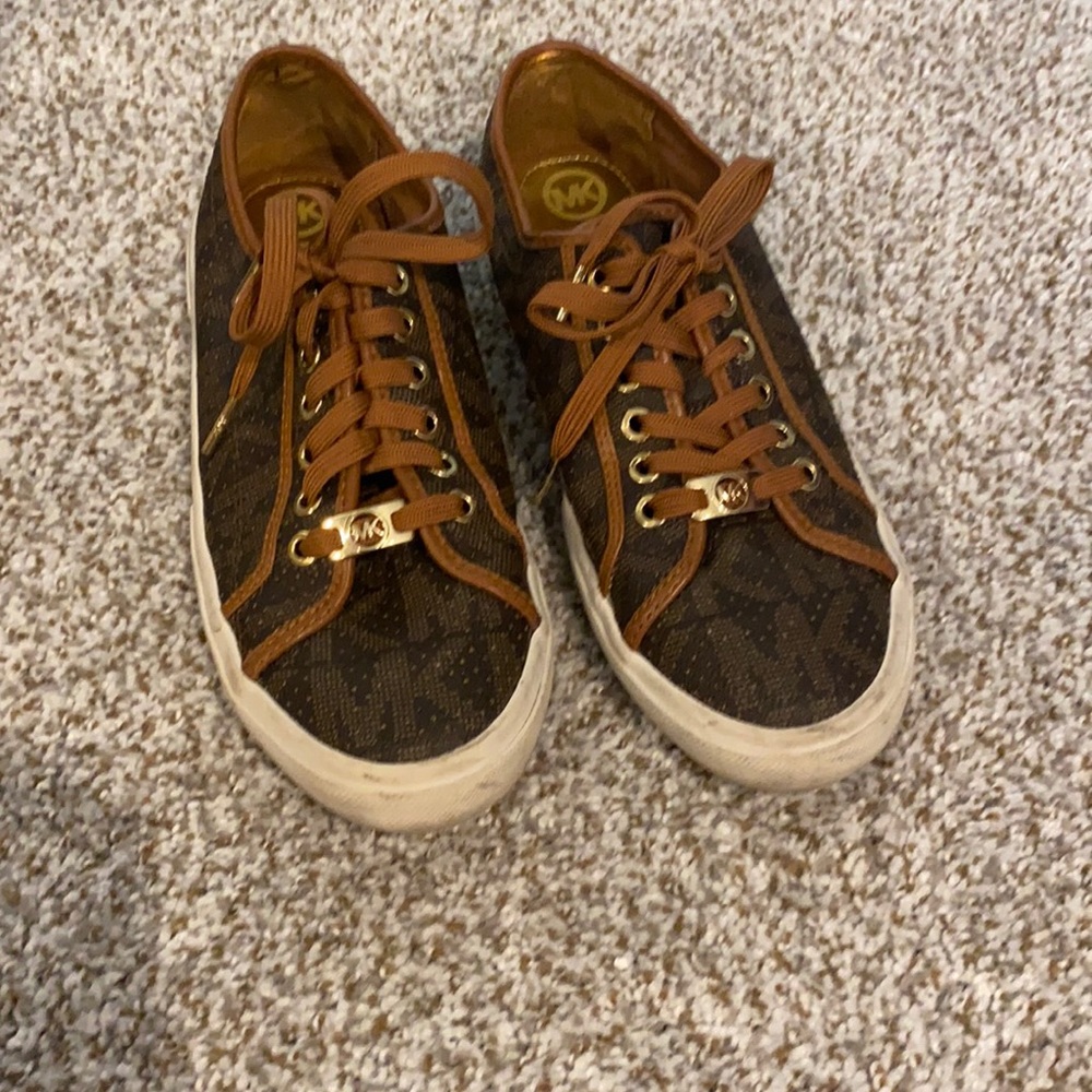 MK SHOES